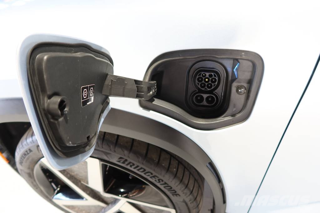 FISKER Ocean Dual Motor PKWs