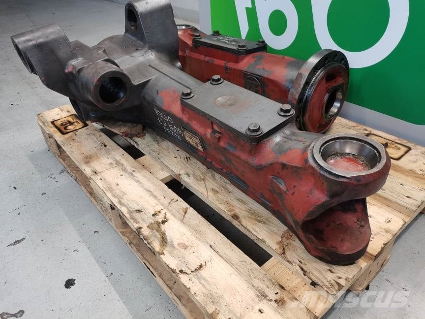 Volvo EW 160B axle 4472 417 059A} 軸