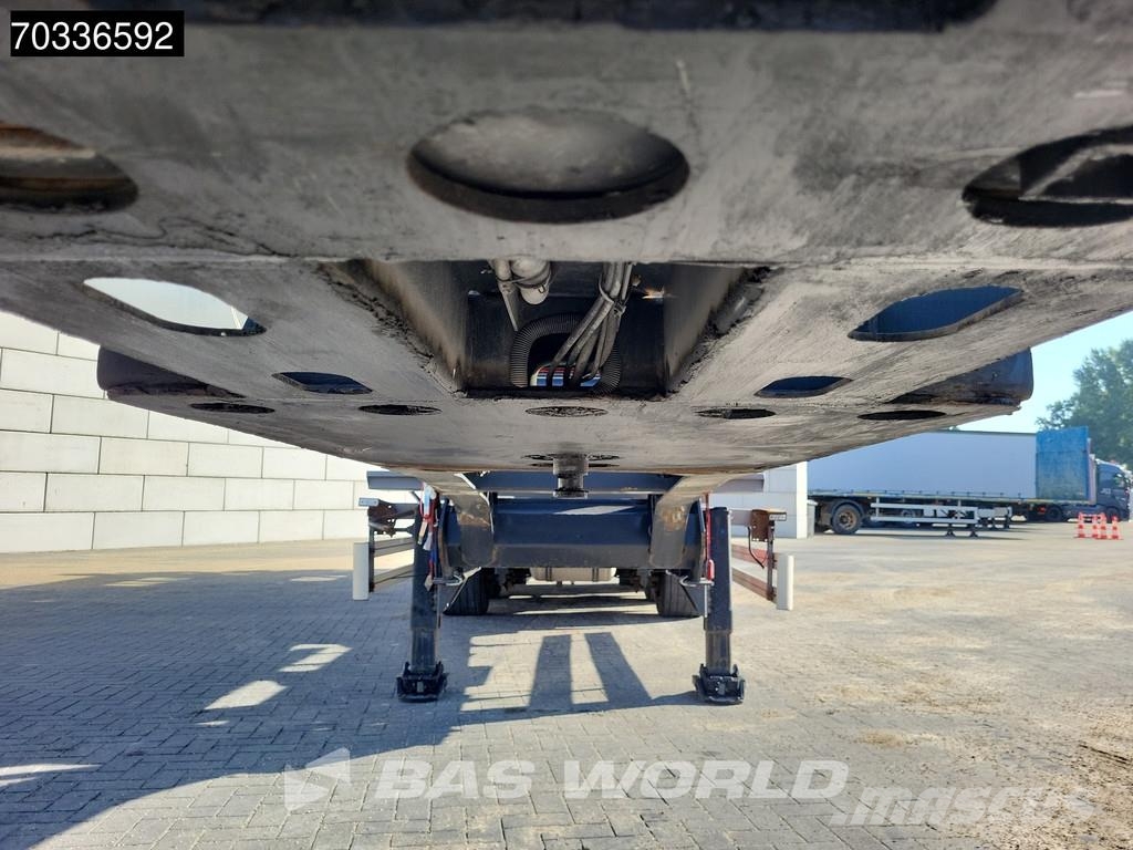 Kässbohrer CS 3 axles 40ft Lift Axle Stack Semi remorque porte container