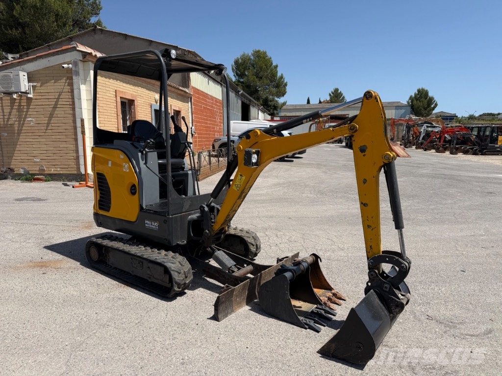 Bobcat E 16 Mini kotrók < 7t