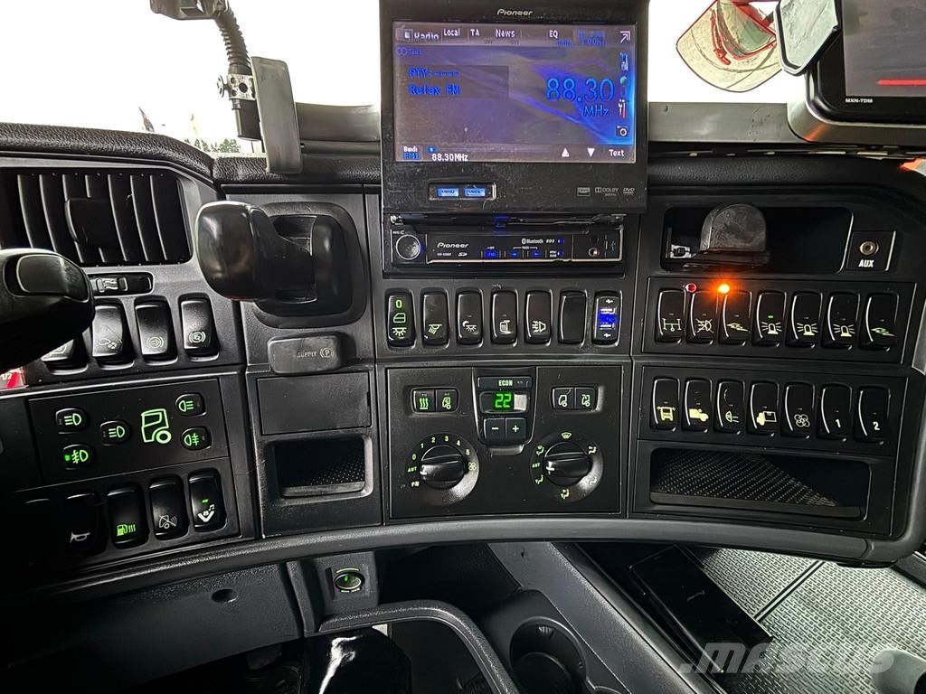 Scania R 560 8x4 BRO STARKE / 3 x WINCH Šleperi za vozila
