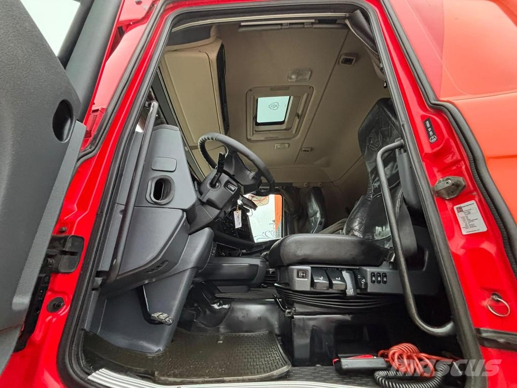Scania R 560 8x4 BRO STARKE / 3 x WINCH Šleperi za vozila