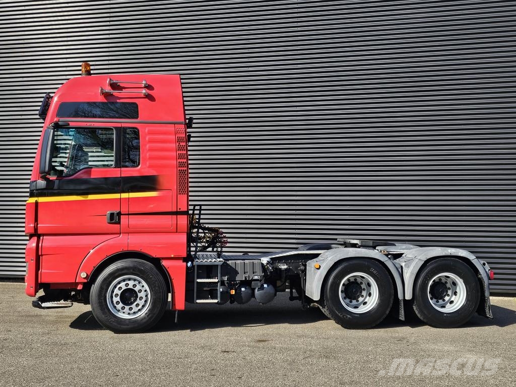 MAN TGX 33.560 6x4 / INTARDER / PTO / 198 dkm. Trækkere