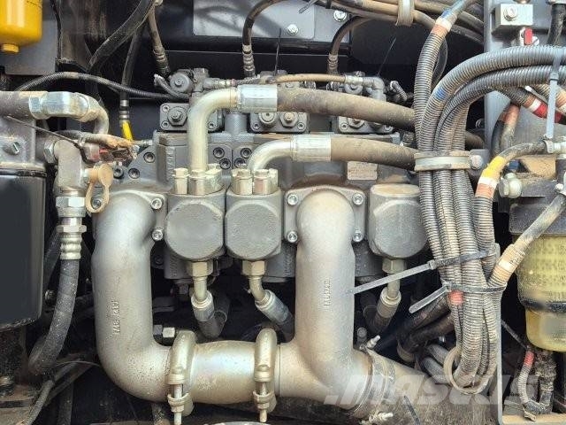 Hitachi ZX 250 LCN-7 履带挖掘机