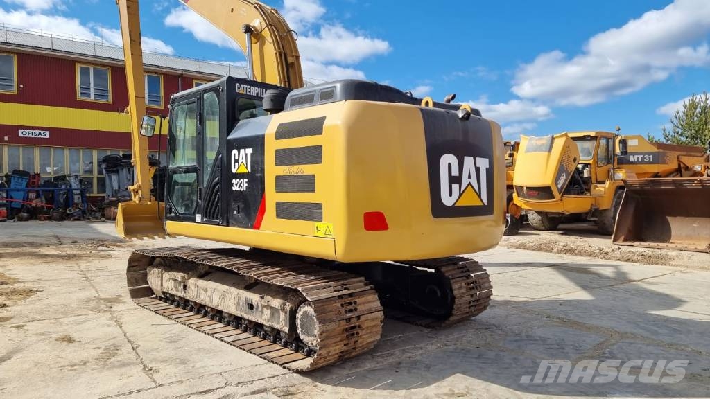 CAT 323 F Long Boom Vikšriniai ekskavatoriai