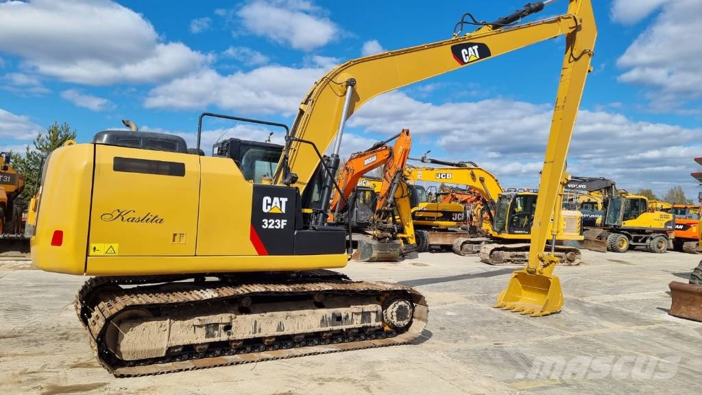 CAT 323 F Long Boom Vikšriniai ekskavatoriai