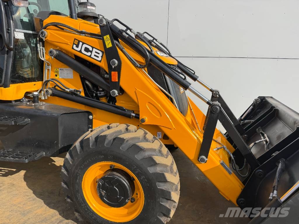JCB 3DX Ekskavaatorlaadurid