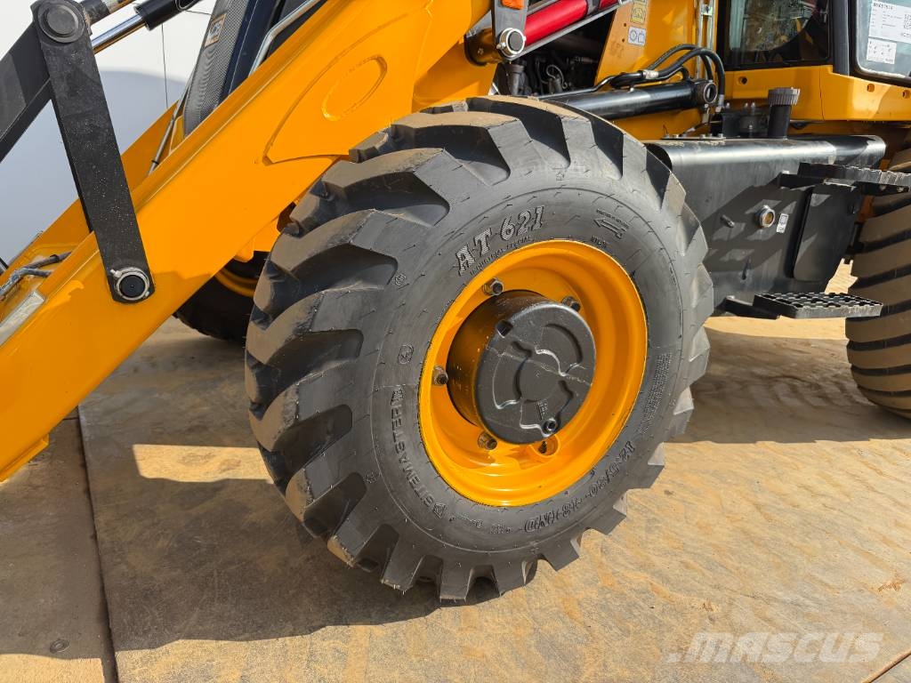 JCB 3DX Ekskavaatorlaadurid