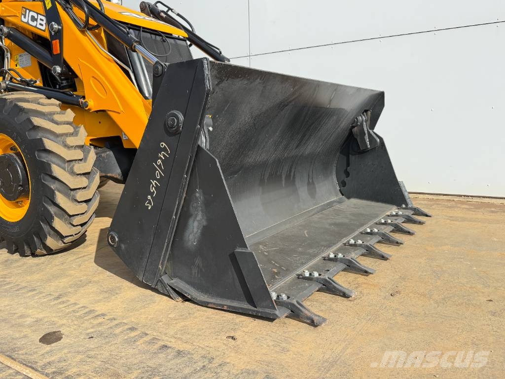 JCB 3DX Ekskavaatorlaadurid