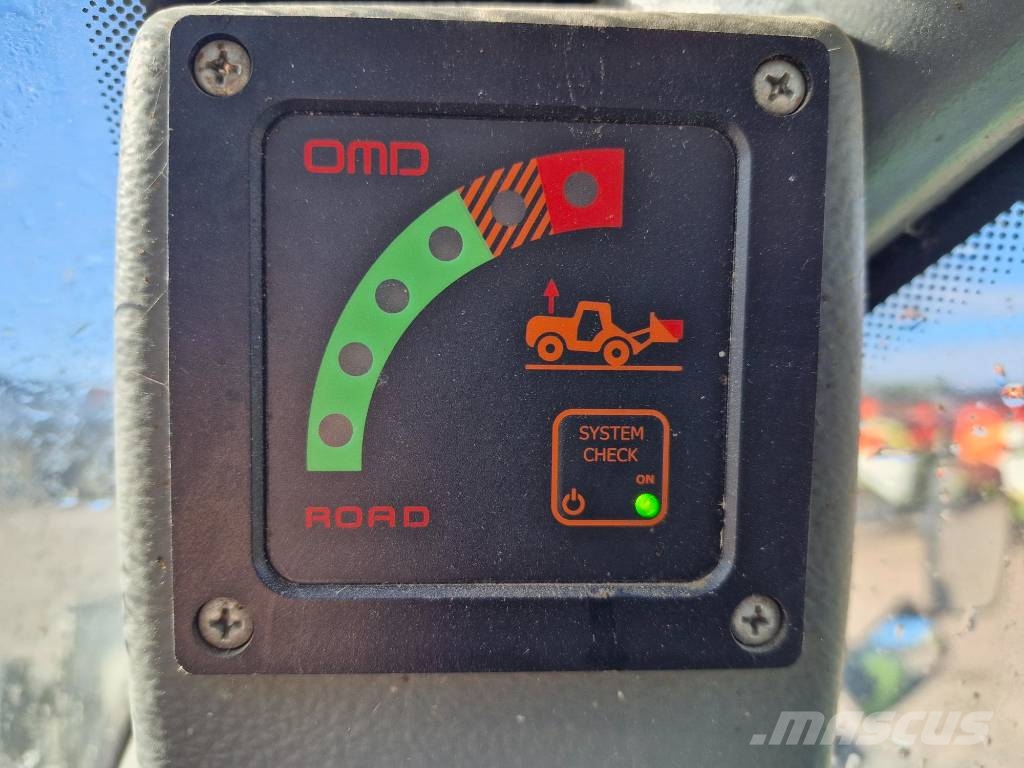 CLAAS Scorpion 7050 Varipower Plus Телескопічні навантажувачі