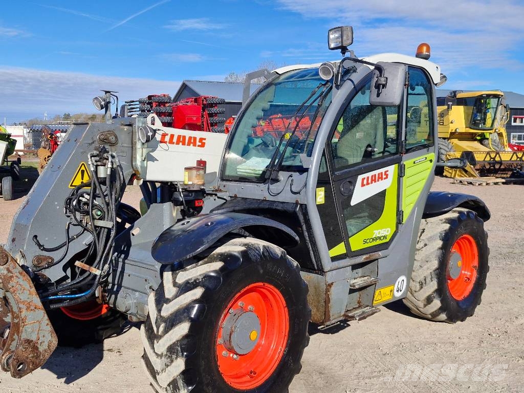 CLAAS Scorpion 7050 Varipower Plus Телескопічні навантажувачі