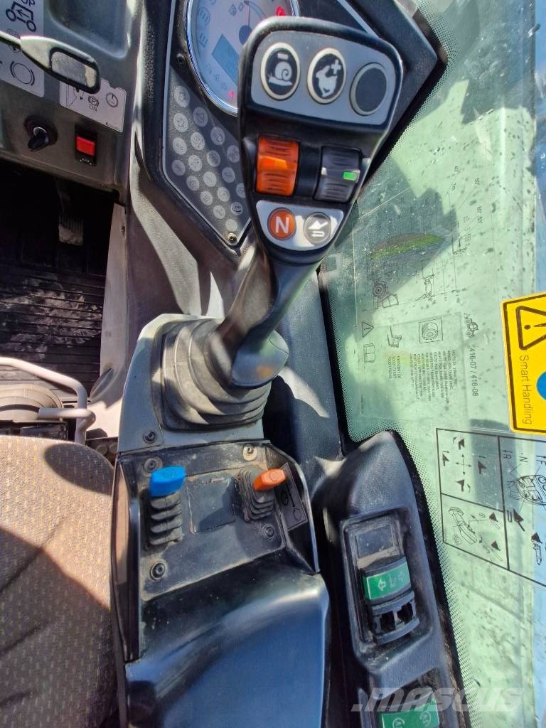 CLAAS Scorpion 7050 Varipower Plus Телескопічні навантажувачі