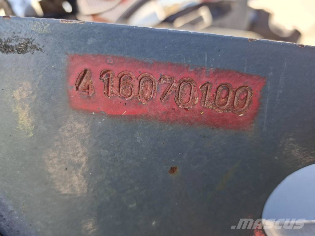 CLAAS Scorpion 7050 Varipower Plus Телескопічні навантажувачі