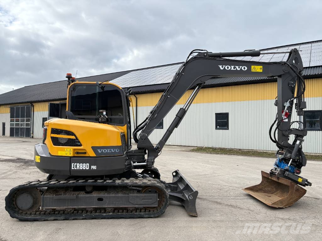 Volvo ECR88D Pro grävmaskin, rototilt med grip Midikoparki  7t - 12t