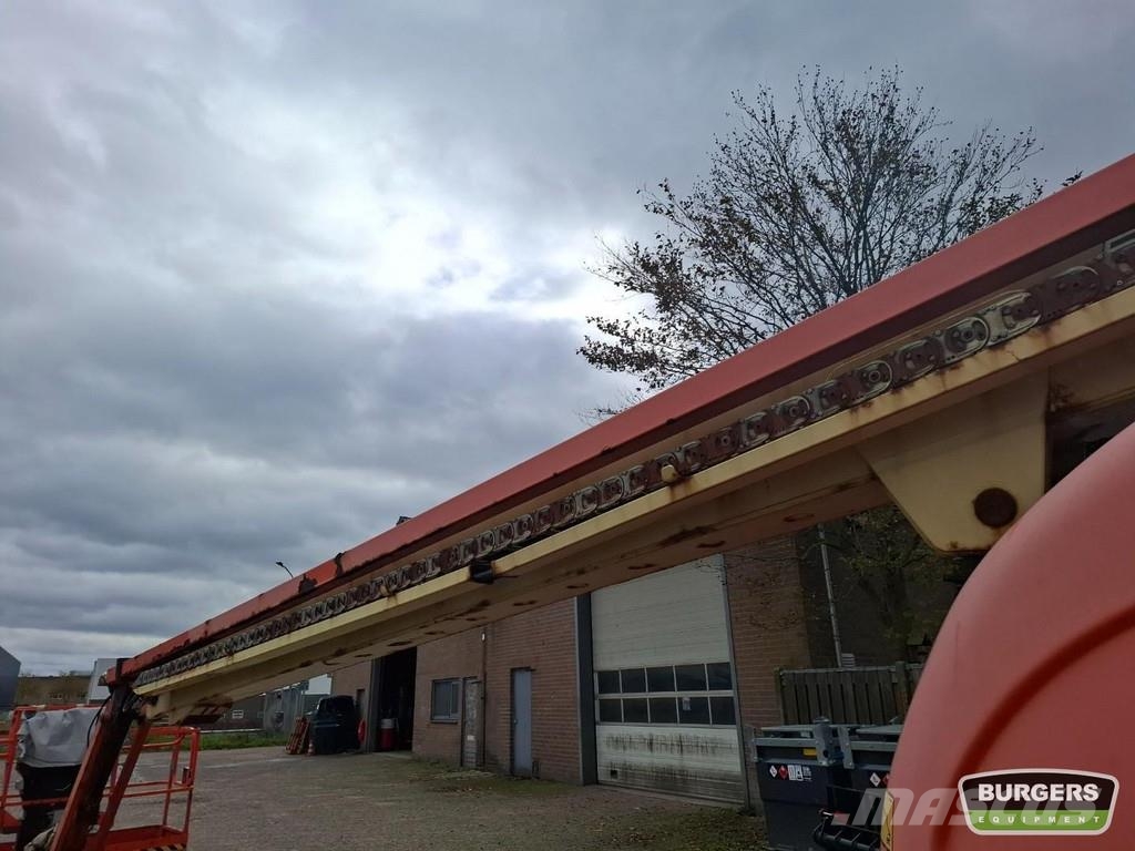 JLG 860SJ Telescopic boom lift 28 meters 4x4 Diesel Telescoophoogwerkers