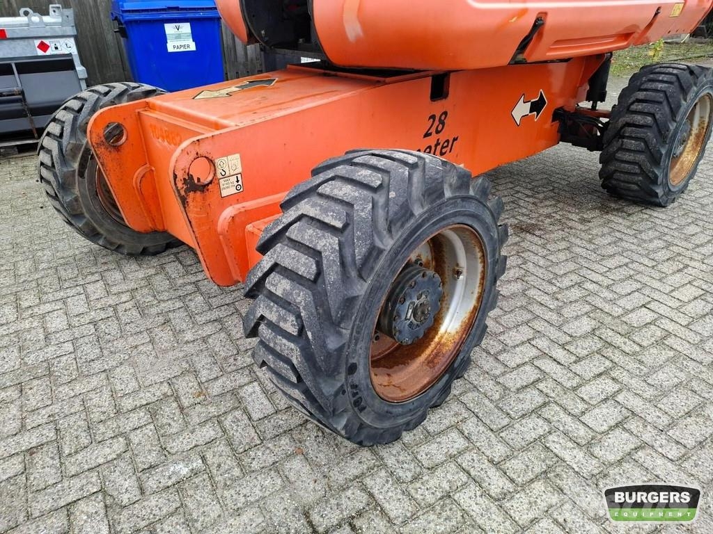 JLG 860SJ Telescopic boom lift 28 meters 4x4 Diesel Telescoophoogwerkers