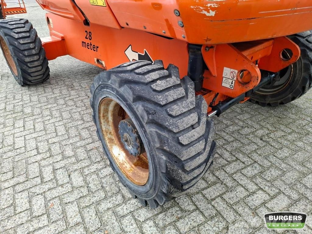 JLG 860SJ Telescopic boom lift 28 meters 4x4 Diesel Telescoophoogwerkers