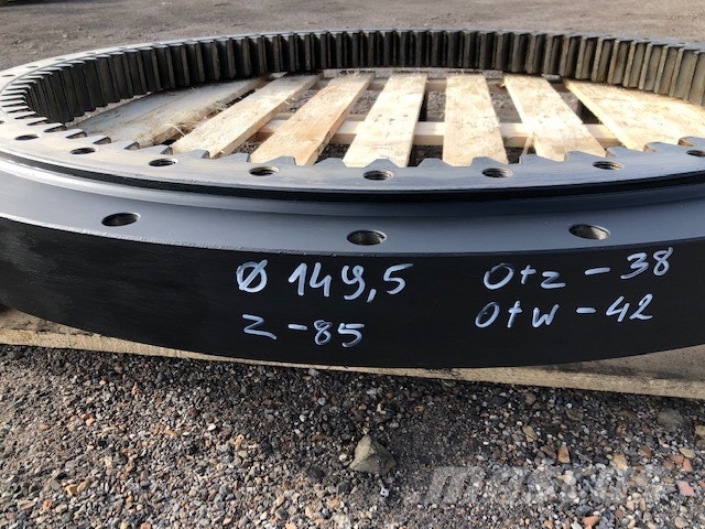 CAT 325 SLEWING RING USED Коробка передач