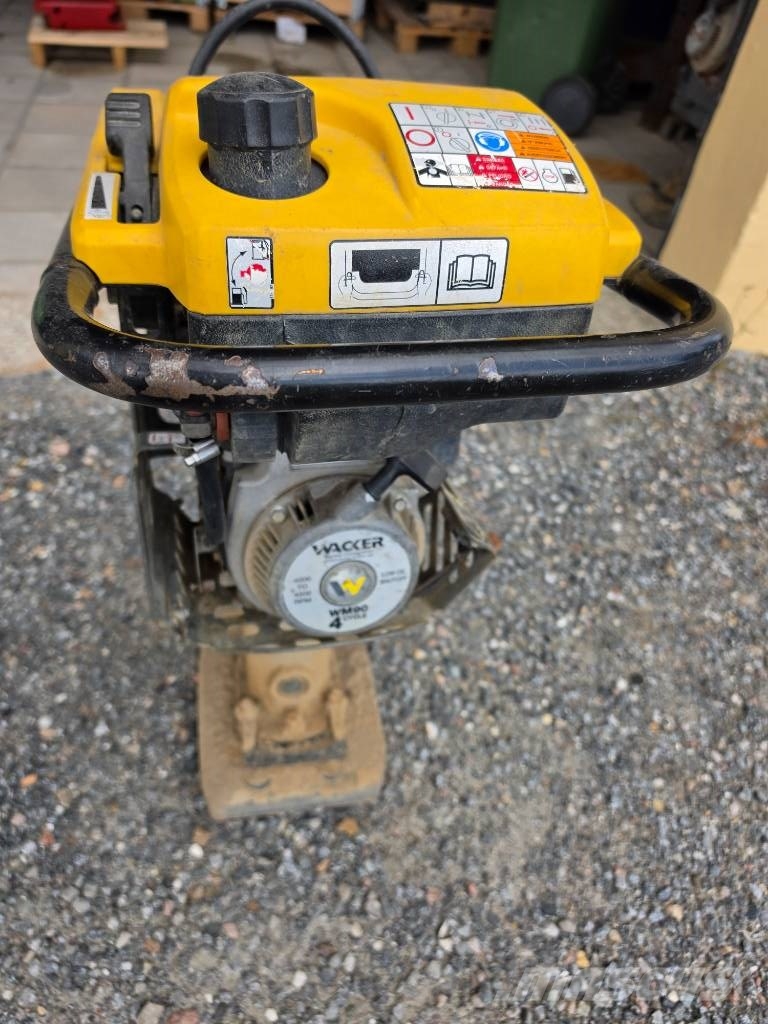 Wacker BS60-4 ِدَكات