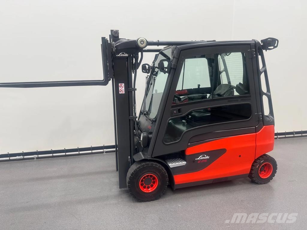 Linde E 25 L-01 nieuwe accu Elektrische heftrucks