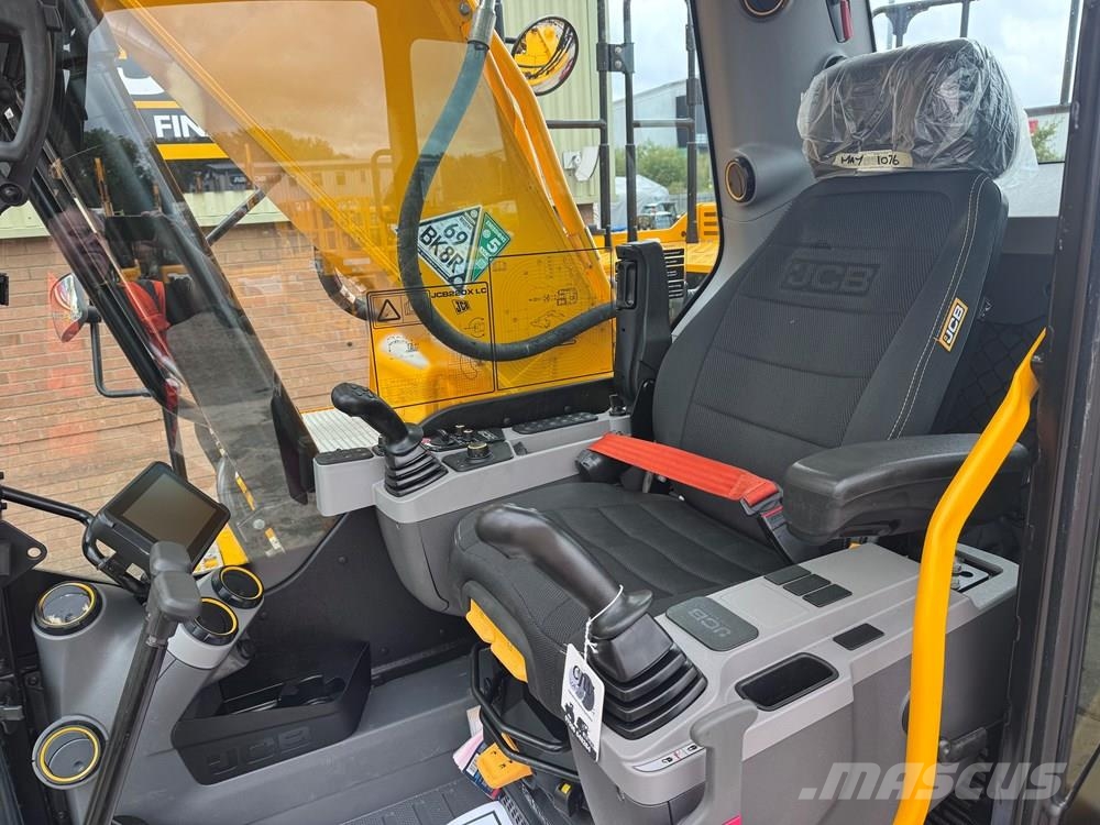JCB 220X Crawler excavators