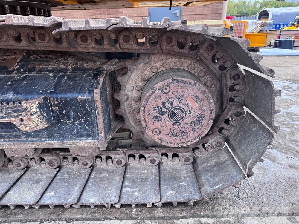 JCB 220X Crawler excavators