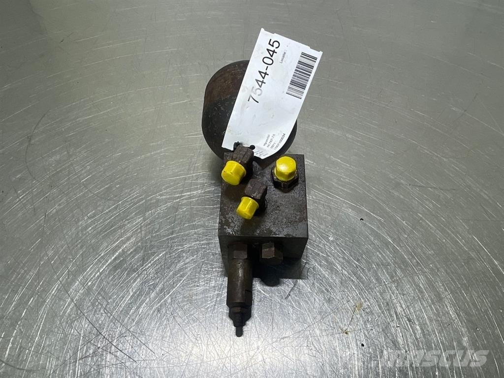 Hyundai HL757-7A-31L7-10280 / 31L7-10380-Pilot supply unit Υδραυλικά