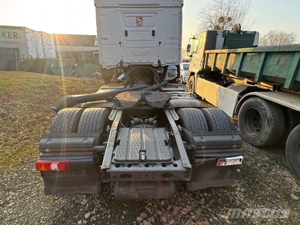 Mercedes-Benz Actros 1845 MP 4 Teile Mosty, wały i osie