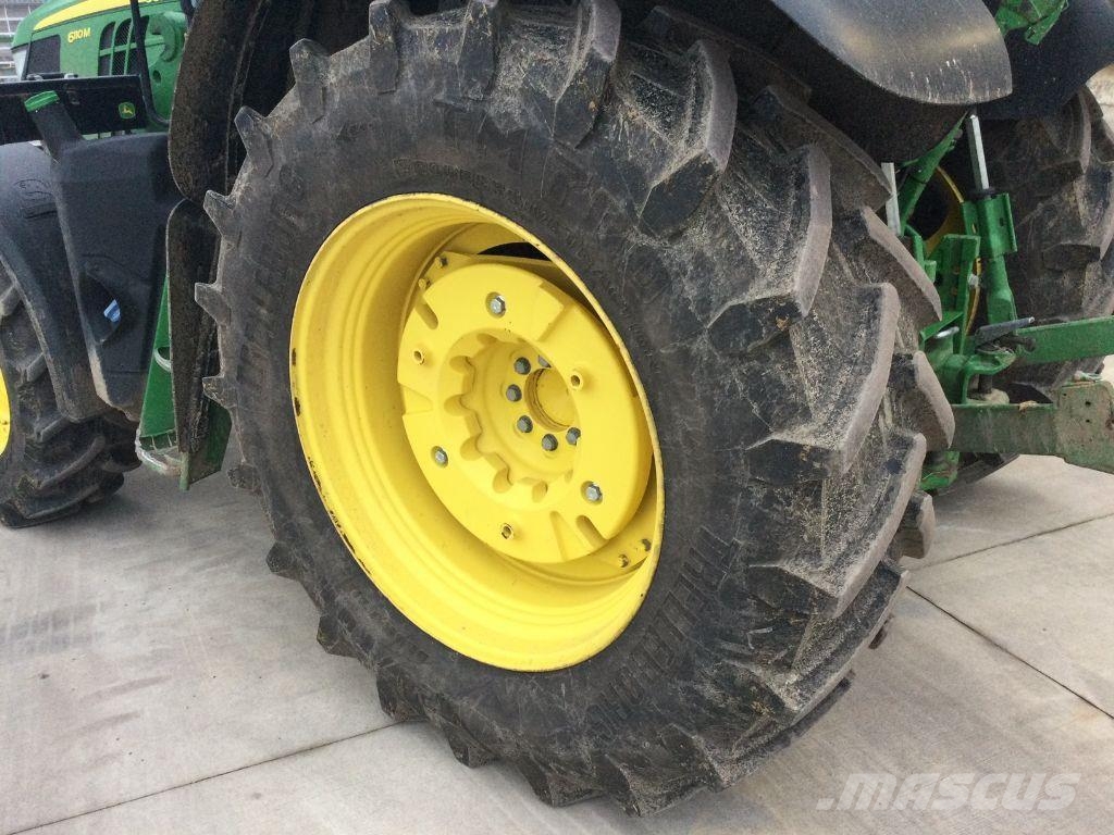 John Deere 6110M Traktorok