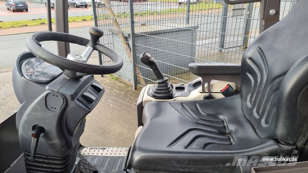 Mecalac MCL 6 Mini loaders