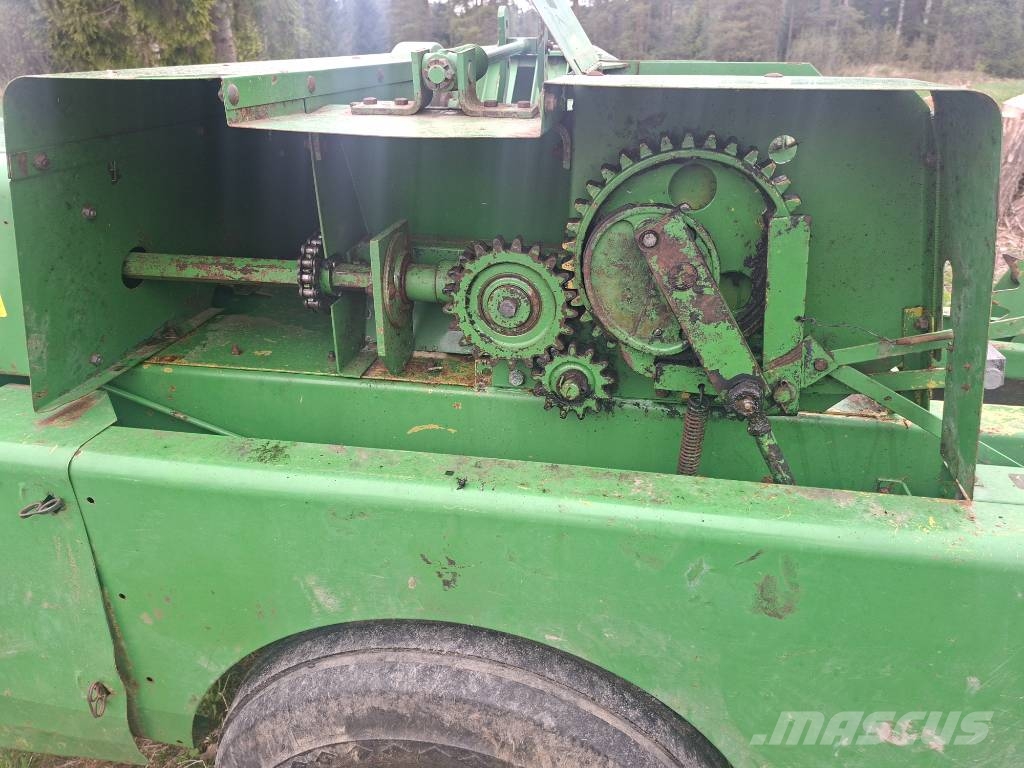 John Deere 332-A Paalain Kanttipaalaimet