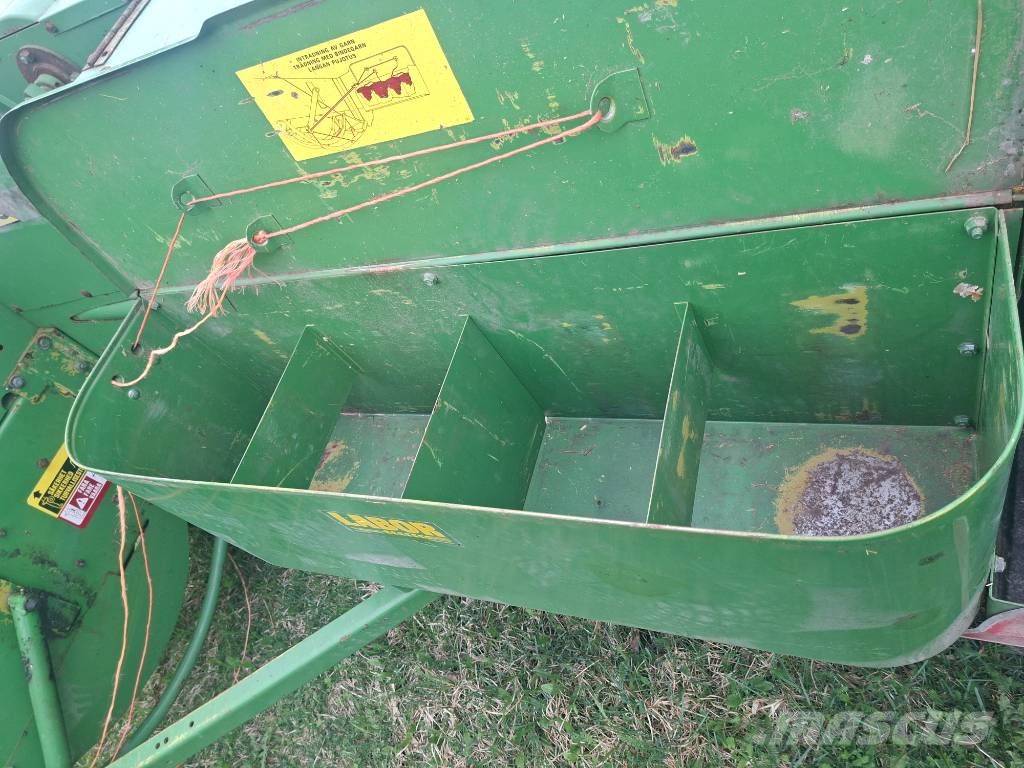 John Deere 332-A Paalain Kanttipaalaimet