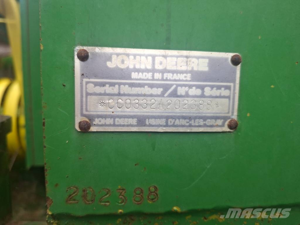 John Deere 332-A Paalain Kanttipaalaimet