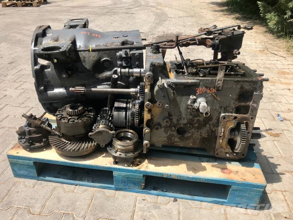 Fendt 310 LSA GEARBOX Chassis og suspension