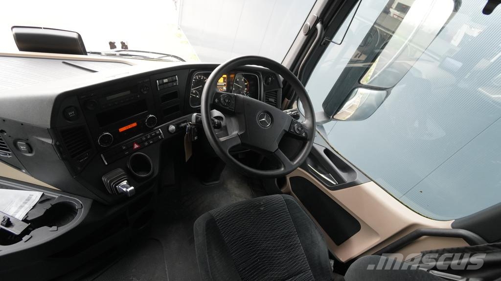 Mercedes-Benz ACTROS 2442 6x2 RHD 481.900km وحدات الجر