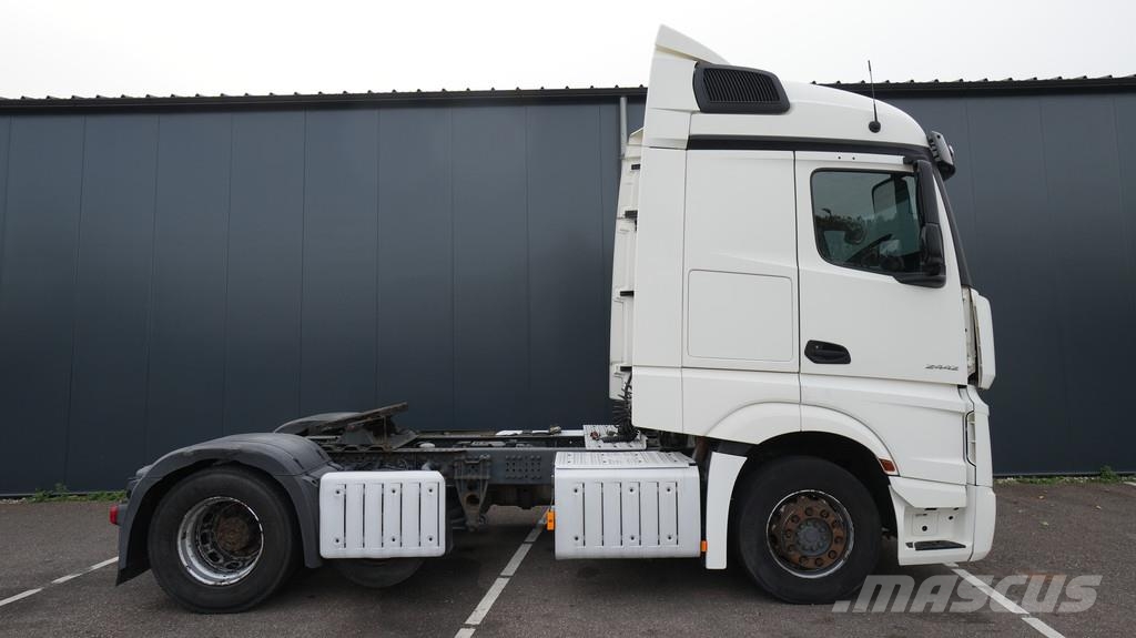 Mercedes-Benz ACTROS 2442 6x2 RHD 481.900km وحدات الجر