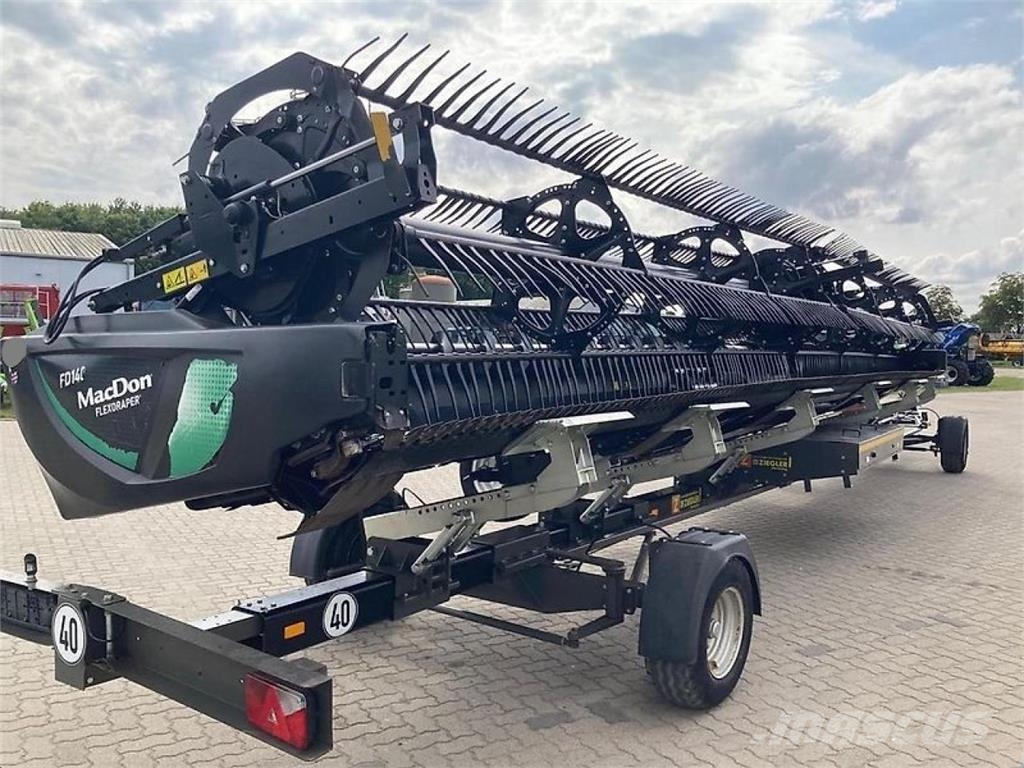 MacDon FD140 Flex Draper NH Leikkuupöydät
