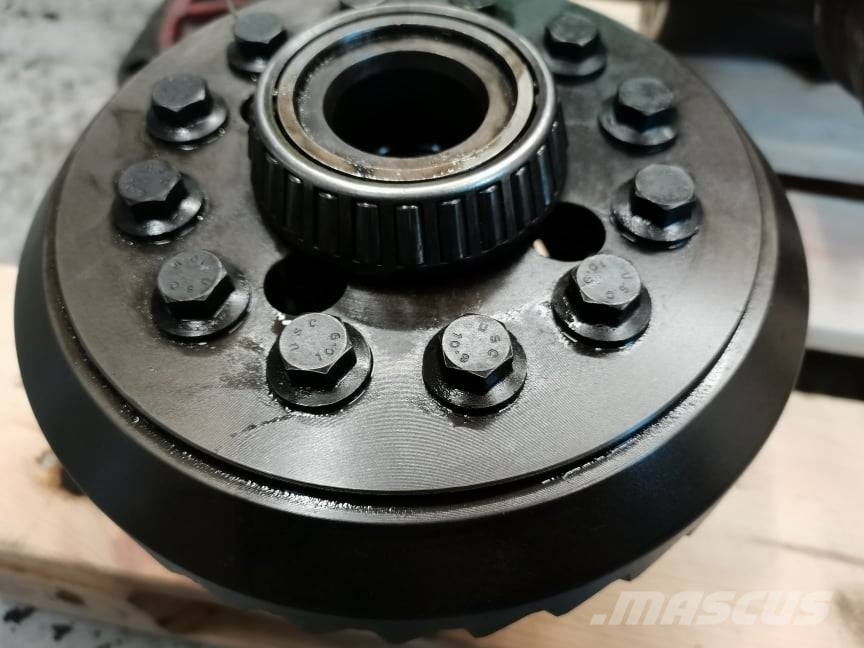 Manitou MT 732 {Spicer 212426-001} attack Vaihteisto