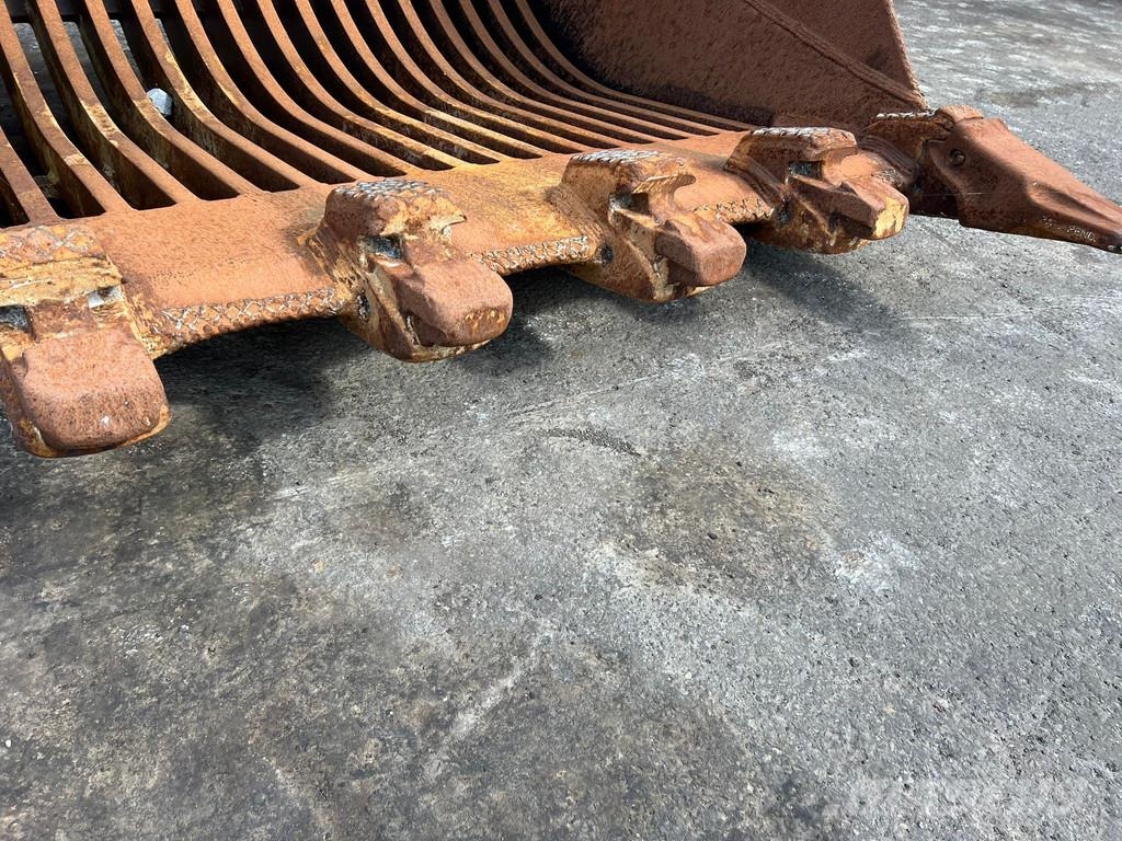 Verachtert Skeleton bucket CW55 Buckets