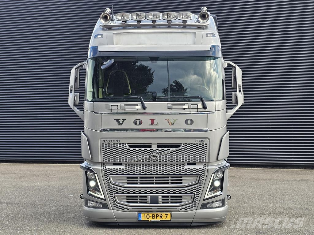 Volvo FH 16.650 6x2 / VEB / CHASSIS شاحنات بمقصورة وهيكل