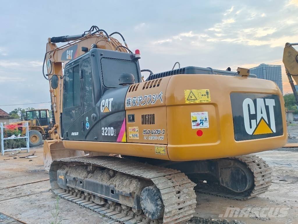 CAT 320D2 Bagri goseničarji