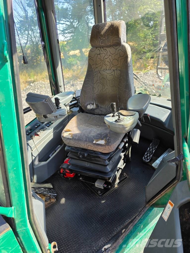 Timberjack 1110D Tomruk yükleyici traktörler