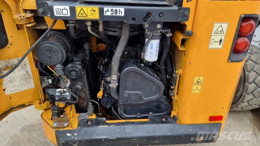 JCB 135 HD Minicargadoras