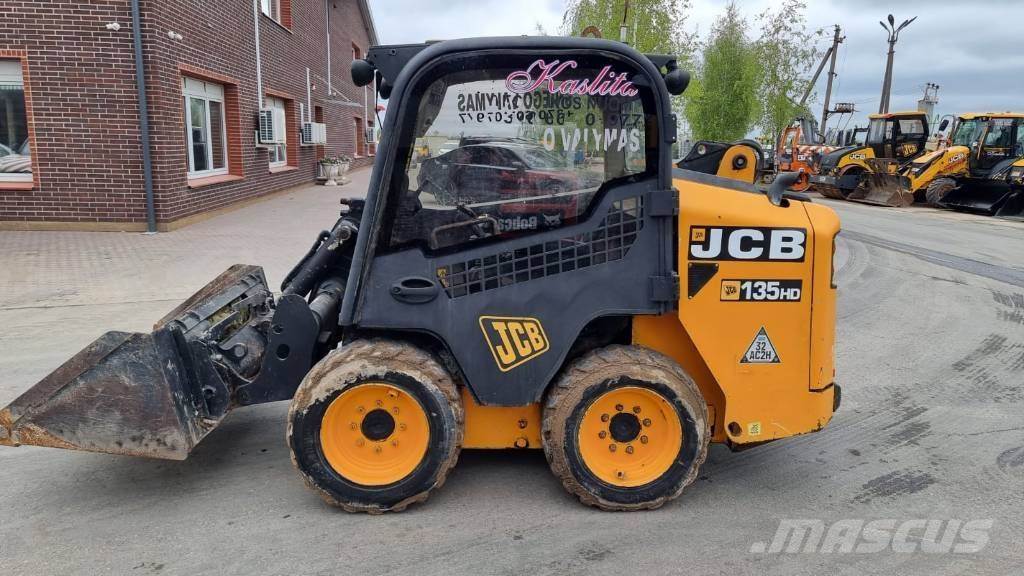 JCB 135 HD Minicargadoras