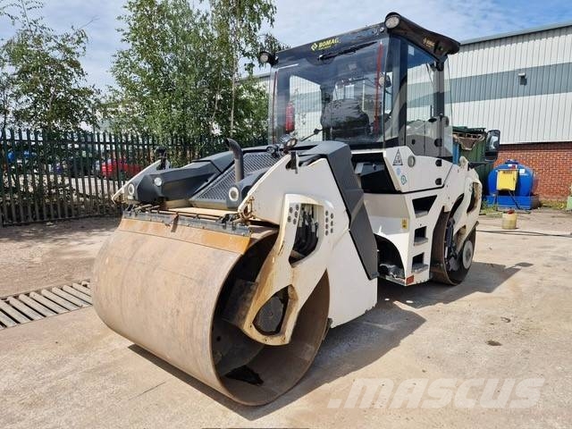 Bomag BW 161 AD-5 مداحل ثنائية الاسطوانة