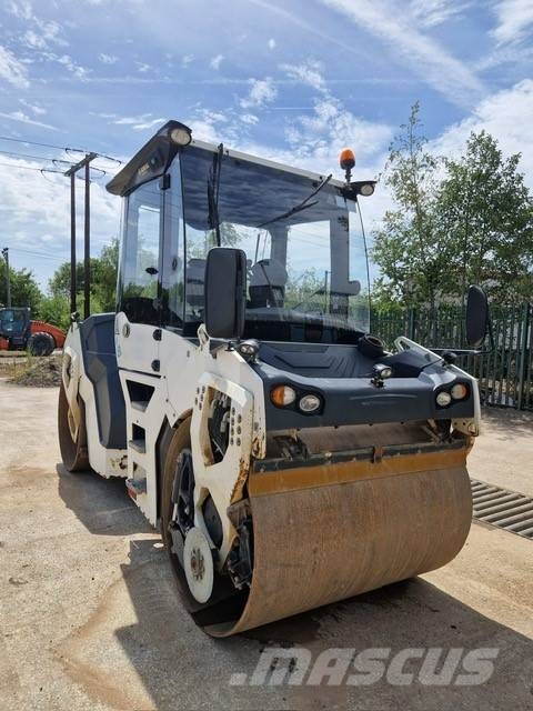 Bomag BW 161 AD-5 مداحل ثنائية الاسطوانة