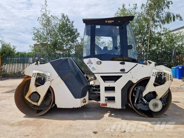 Bomag BW 161 AD-5 مداحل ثنائية الاسطوانة