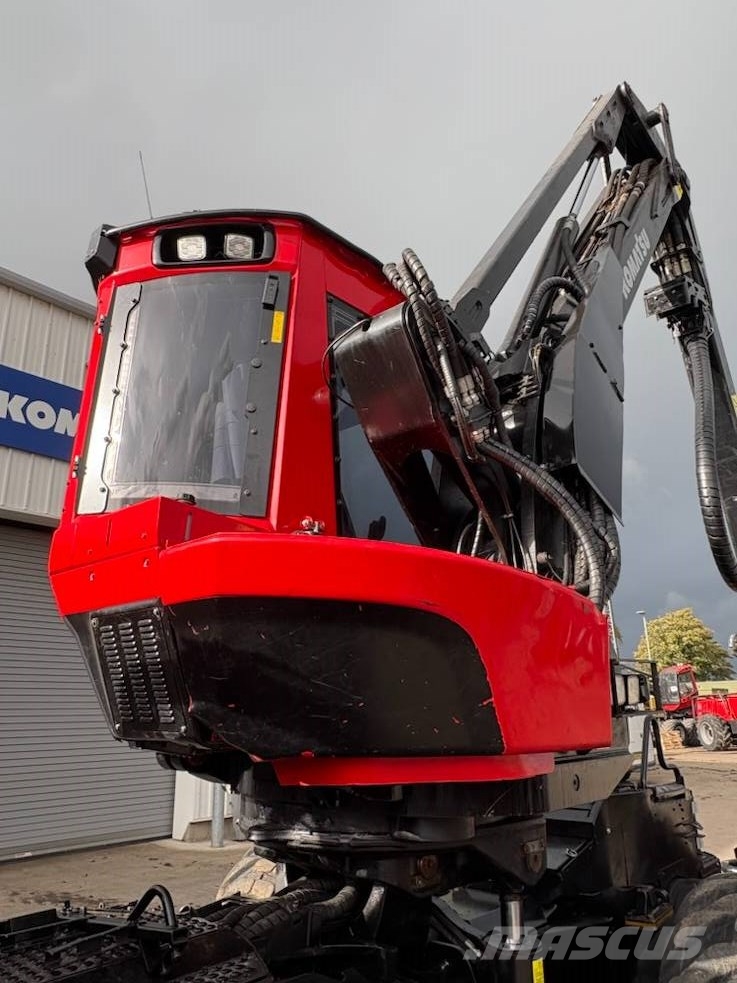 Komatsu 951 Harvesteriai (miško kirtimo mašinos)