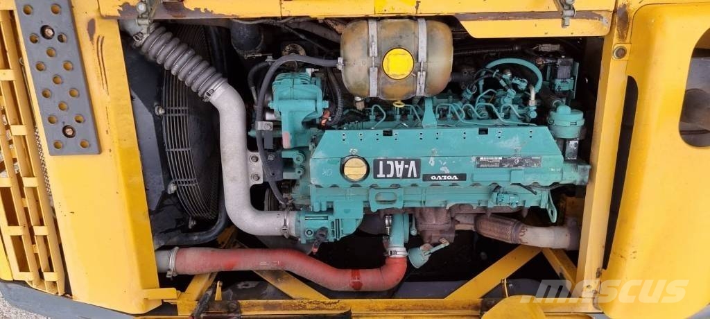Volvo EC 160 C L Rupsgraafmachines