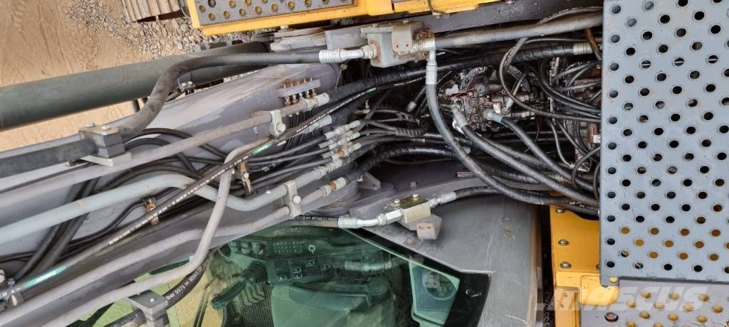 Volvo EC 160 C L Rupsgraafmachines